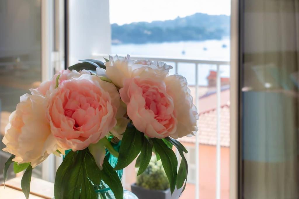 #40 Bright Sea View Suite For 6 2Mins Walk Port & Sea Villefranche-sur-Mer Ngoại thất bức ảnh