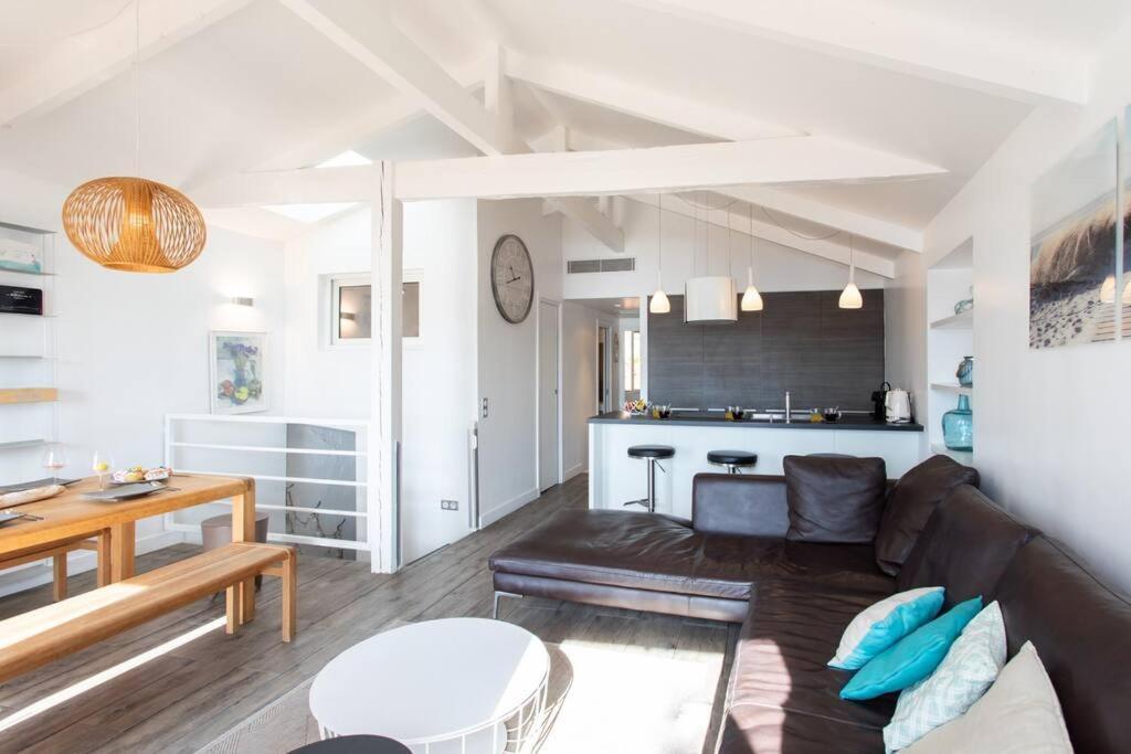 #40 Bright Sea View Suite For 6 2Mins Walk Port & Sea Villefranche-sur-Mer Ngoại thất bức ảnh