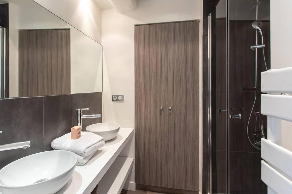 #40 Bright Sea View Suite For 6 2Mins Walk Port & Sea Villefranche-sur-Mer Ngoại thất bức ảnh